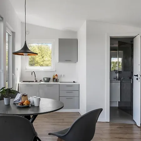 1 Bedroom Stunning In Ferienhaus *