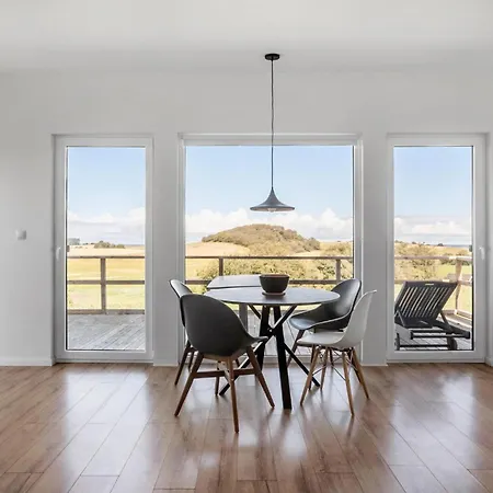 1 Bedroom Stunning In
